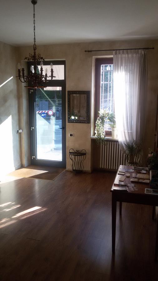 La Rocchetta Valeggio sul Mincio Exterior foto
